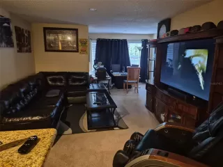 Photo #1: O6337735 Listing