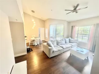 Photo #2: O6337797 Listing