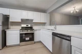 Photo #1: O6337813 Listing