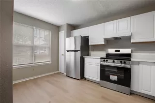 Photo #2: O6337813 Listing