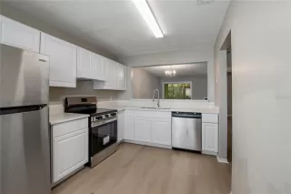 Photo #3: O6337813 Listing