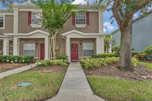 MLS: O6337819 Condo For Sale