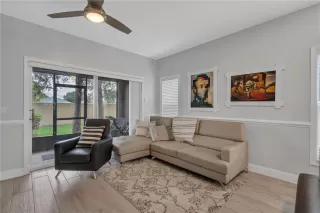 Photo #6: O6337819 Listing 