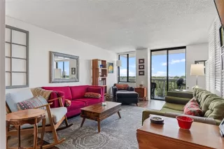 Photo #2: O6337923 Listing