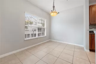 Photo #5: O6338144 Listing