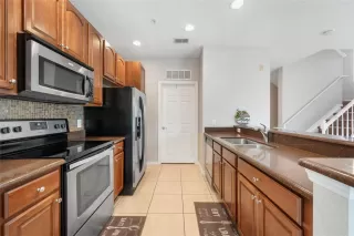 Photo #6: O6338144 Listing