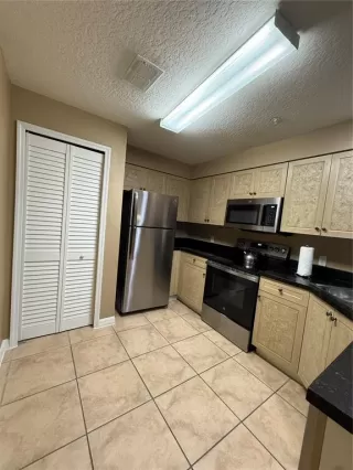 Photo #4: O6338153 Listing 