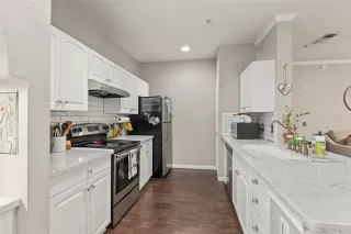 Photo #1: O6338241 Listing