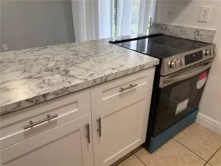 Photo #5: O6338336 Listing