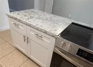 Photo #6: O6338336 Listing