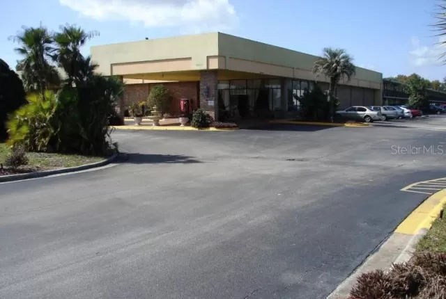 MLS: O6338467 Condo For Sale