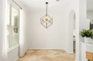 Photo #3: O6338701 Listing