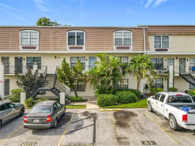 MLS: O6338719 Condo For Sale