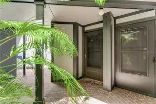 Photo #1: O6338740 Listing