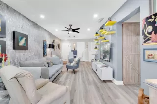 Photo #2: O6338740 Listing