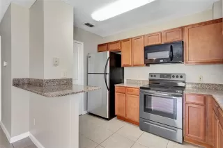 Photo #6: O6338834 Listing