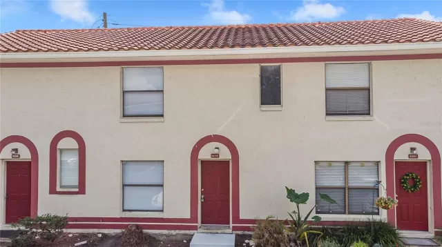 MLS: O6339151 Condo For Sale