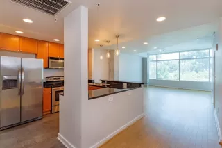 Photo #3: O6339166 Listing