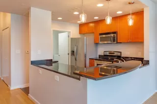 Photo #5: O6339166 Listing