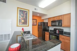 Photo #4: O6339281 Listing