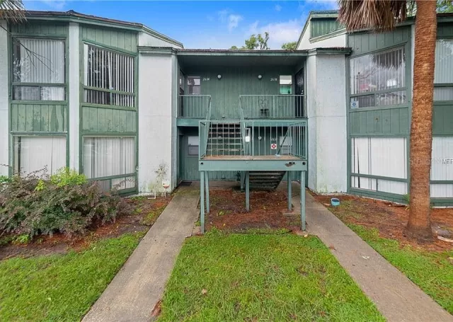 MLS: O6339290 Condo For Sale