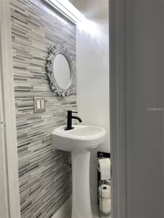 Photo #4: O6340081 Listing