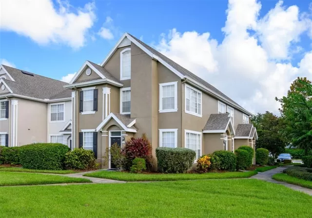 MLS: O6340090 Condo For Sale