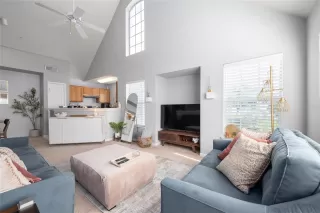 Photo #5: O6340090 Listing 