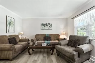 Photo #5: O6340137 Listing