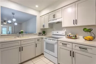 Photo #5: O6340364 Listing 