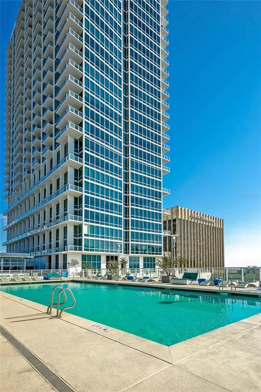 MLS: O6340706 Condo For Sale