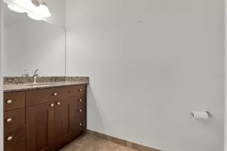 Photo #5: O6340706 Listing