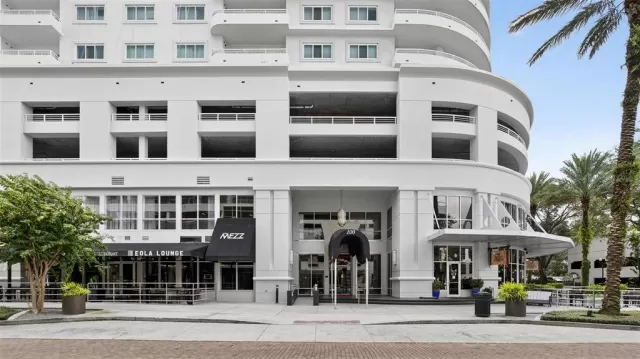 MLS: O6340737 Condo For Sale