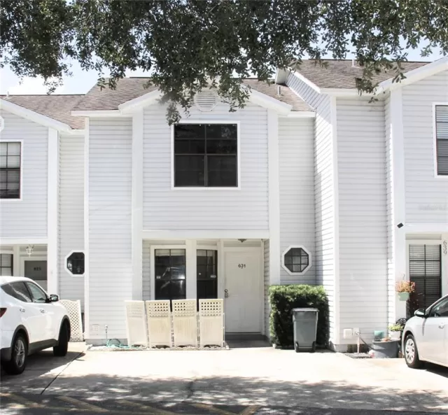 MLS: O6341241 Condo For Sale
