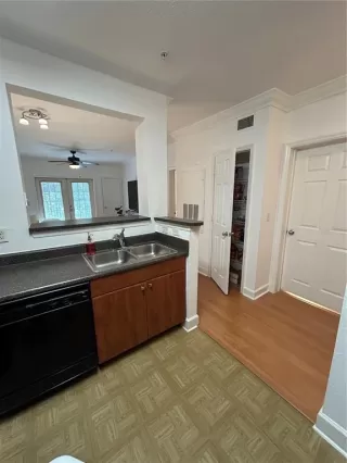 Photo #4: O6341573 Listing 