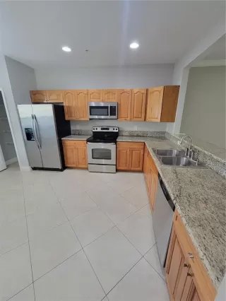 Photo #2: O6341754 Listing