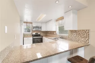 Photo #5: O6342108 Listing