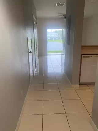 Photo #3: O6342269 Listing