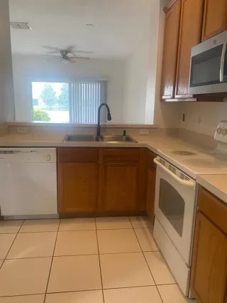 Photo #4: O6342269 Listing