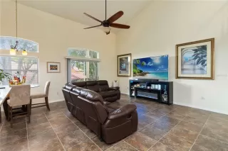 Photo #2: O6342524 Listing