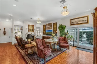 Photo #6: O6342527 Listing 