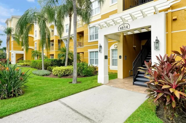 MLS: O6342850 Condo For Sale