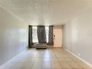 Photo #4: O6342950 Listing