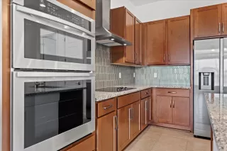 Photo #6: O6342990 Listing