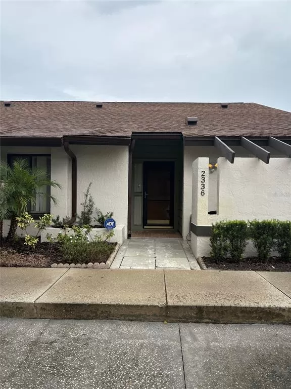 MLS: O6342993 Condo For Sale