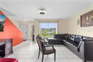 Photo #3: O6343103 Listing 