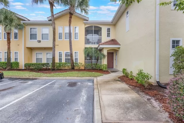 MLS: O6343162 Condo For Sale