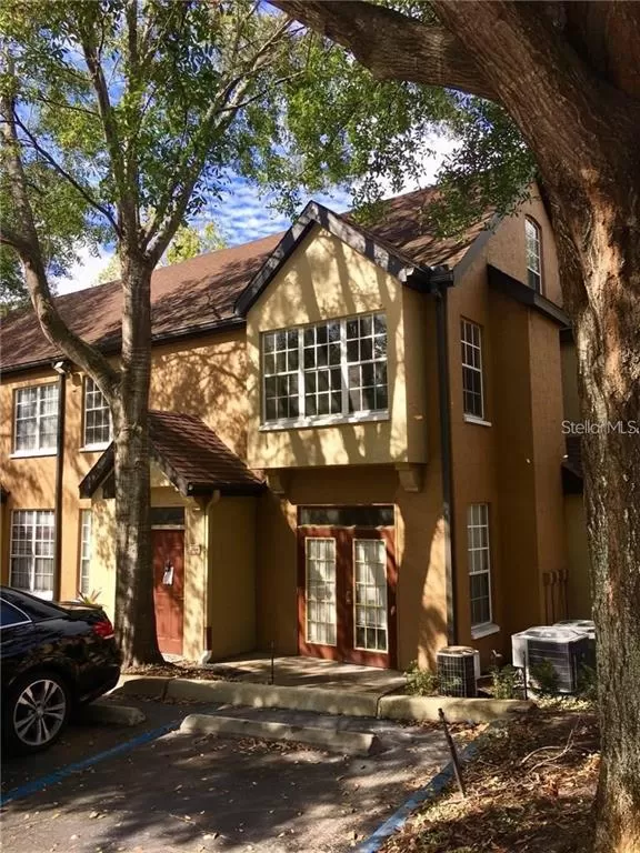 MLS: O6343163 Condo For Sale