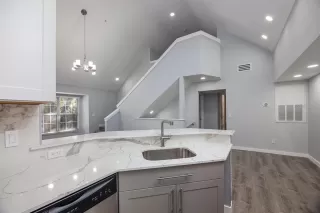 Photo #5: O6343163 Listing 