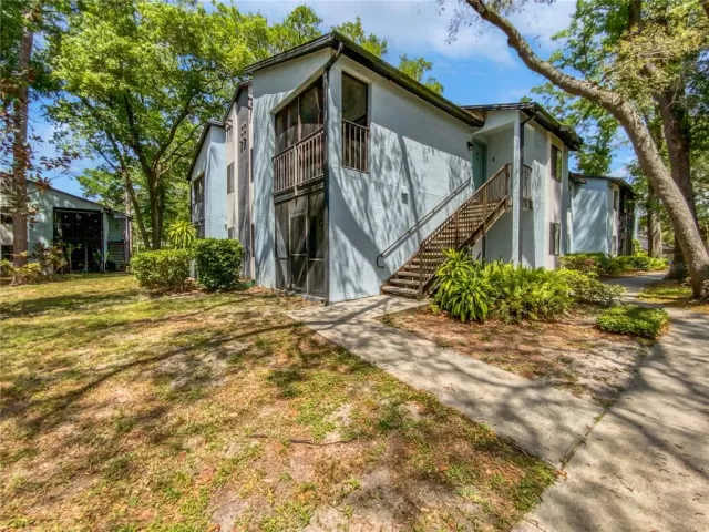 MLS: O6343192 Condo For Sale